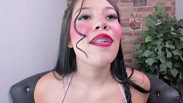 foxy vera online show from 10, 7, 2026