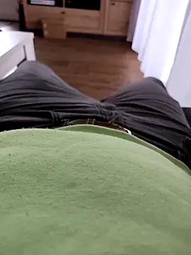 Snapshot of latya111 chatting on 13, 2, 2026 latya111 online show from 13, 2, 2026