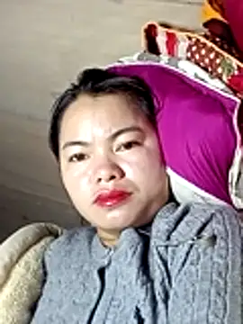 Snapshot of emlylyxinh chatting on 5, 2, 2026 emlylyxinh online show from 5, 2, 2026