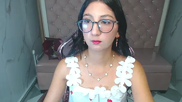 Sophie jones b online show from 14, 2, 2026