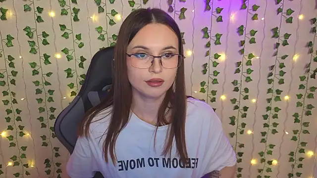 Snapshot of AliceIMonta chatting on 22, 2, 2026 AliceIMonta online show from 22, 2, 2026