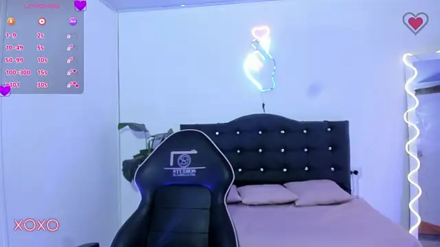 MILAH TAY online show from 5, 2, 2026