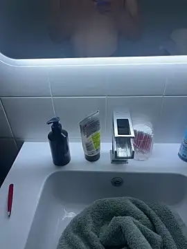 Snapshot of laoloooo chatting on 27, 2, 2026 laoloooo online show from 27, 2, 2026