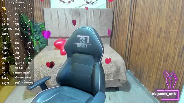 Snapshot of Athenaa_tay chatting on 14, 2, 2026 Athenaa tay online show from 14, 2, 2026