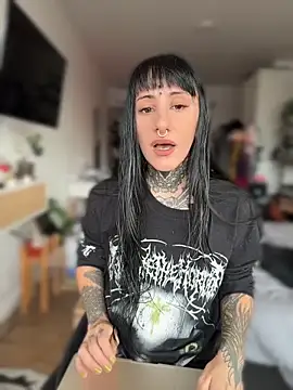 xsadtanas online show from 5, 5, 2026