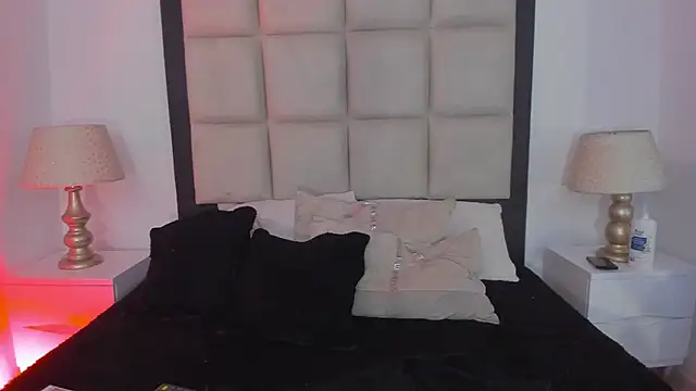 SussyFox online show from 3, 3, 2026