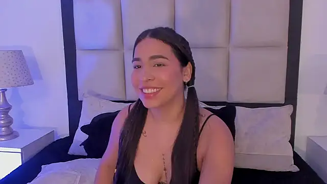 Snapshot of SussyFox chatting on 2, 3, 2026 SussyFox online show from 2, 3, 2026