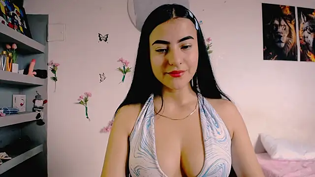 Snapshot of charlotte_petit_ chatting on 18, 2, 2026 charlotte petit online show from 18, 2, 2026