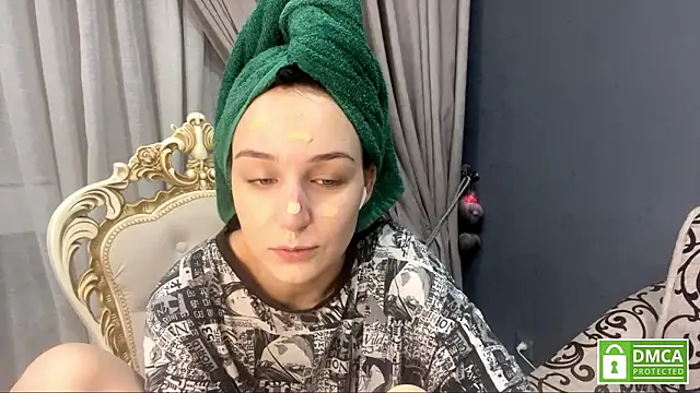 Snapshot of Sylynisem chatting on 2, 3, 2026 Sylynisem online show from 2, 3, 2026