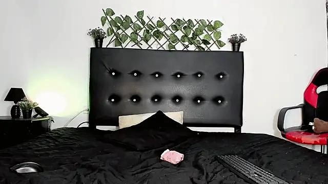 JERO TEASE S7S online show from 12, 4, 2026