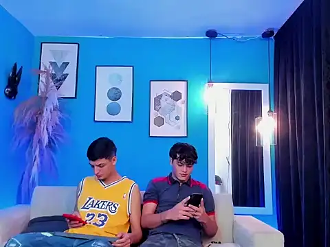 KingOfHeavens 2 online show from 5, 2, 2026