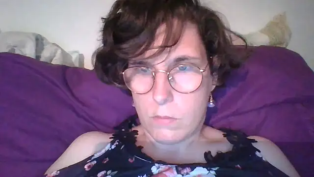 OIseauNoir88 online show from 8, 5, 2026
