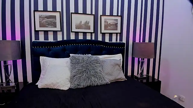 TherezaLarson online show from 30, 3, 2026