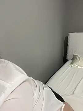 Snapshot of maryam-6 chatting on 6, 2, 2026 maryam-6 online show from 6, 2, 2026