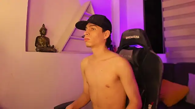 Snapshot of juan_posada chatting on 7, 2, 2026 juan posada online show from 7, 2, 2026