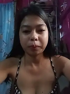 Snapshot of Heavens_night04 chatting on 6, 2, 2026 Heavens night04 online show from 6, 2, 2026