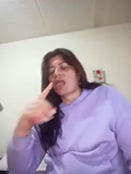 Erica  brooks online show from 3, 5, 2026
