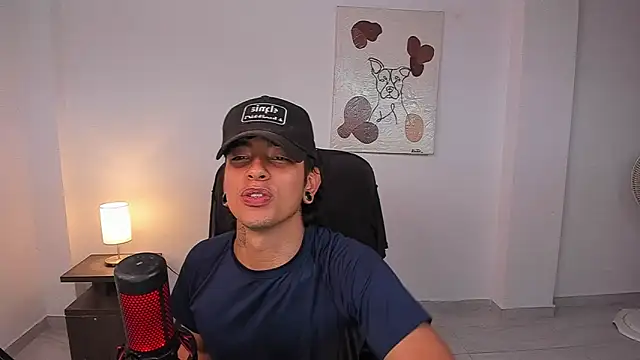 Snapshot of paisa_hotx chatting on 4, 2, 2026 paisa hotx online show from 4, 2, 2026