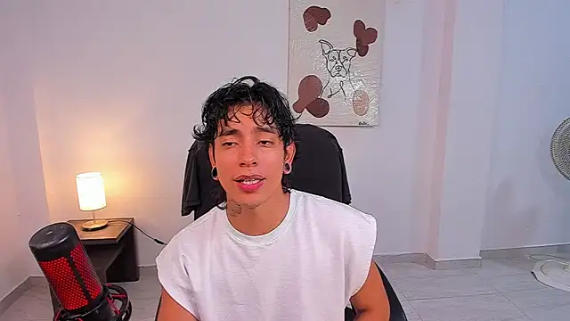 Snapshot of paisa_hotx chatting on 4, 2, 2026 paisa hotx online show from 4, 2, 2026