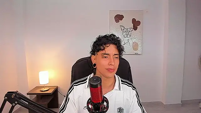 Snapshot of paisa_hotx chatting on 8, 2, 2026 paisa hotx online show from 8, 2, 2026