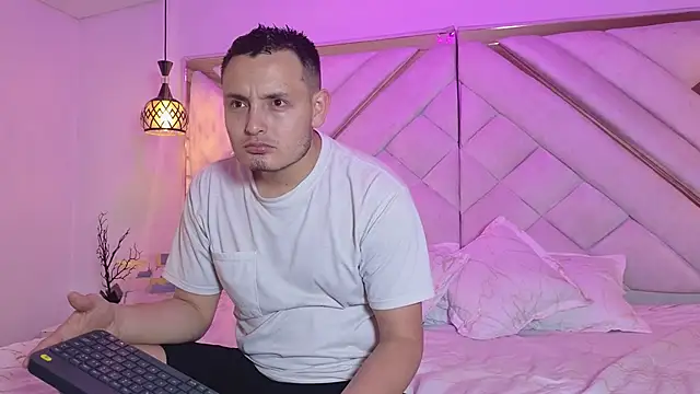 nilaynoa online show from 17, 2, 2026