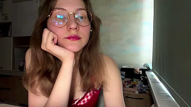 Miaaa Moon online show from 14, 4, 2026