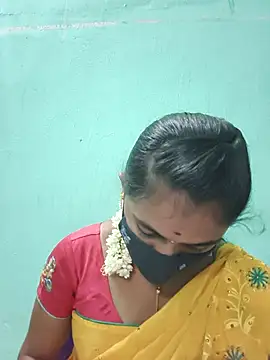 Snapshot of Tamil_Hot_Shana chatting on 18, 5, 2026 Tamil Hot Shana online show from 18, 5, 2026