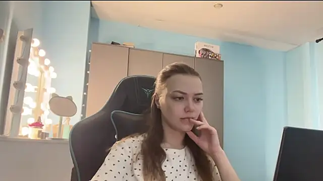 AndreeMerryman online show from 10, 3, 2026