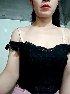 Vyvvyy69 online show from 10, 7, 2026