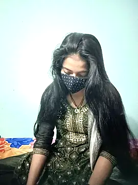 18 year old girl online show from 13, 3, 2026