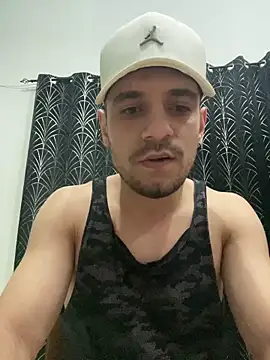 Snapshot of alessand180521 chatting on 17, 2, 2026 alessand180521 online show from 17, 2, 2026