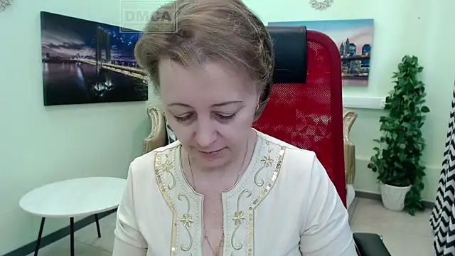 MONA W online show from 31, 3, 2026