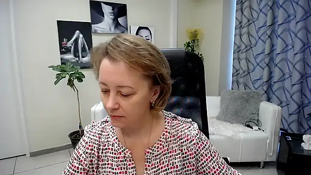 Snapshot of MONA_W chatting on 8, 2, 2026 MONA W online show from 8, 2, 2026