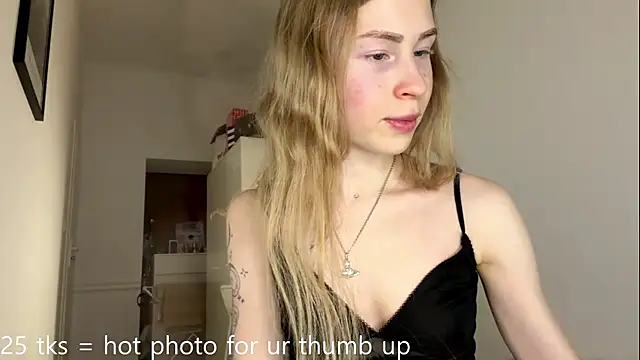 Snapshot of Flexiblegirl chatting on 4, 2, 2026 Flexiblegirl online show from 4, 2, 2026