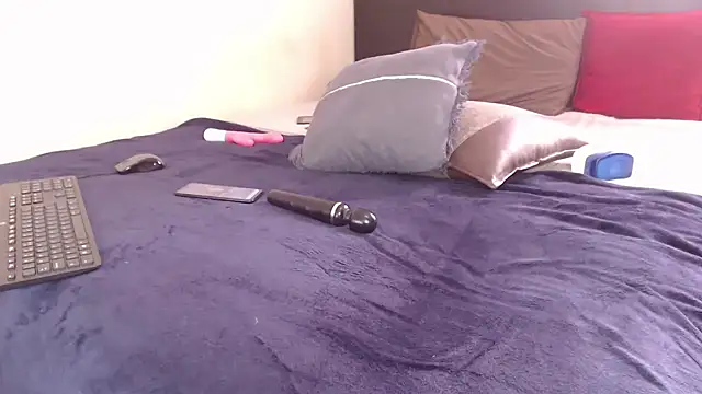 AngelTrish online show from 24, 9, 2025