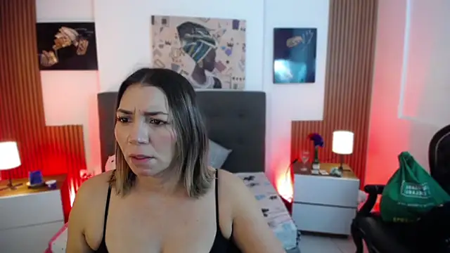milfsecret69 online show from 25, 5, 2026