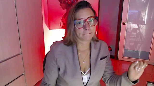 milfsecret69 online show from 16, 4, 2026