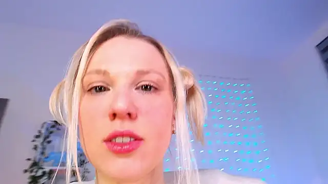 Snapshot of Betty_Vega chatting on 8, 2, 2026 Betty Vega online show from 8, 2, 2026