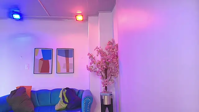 Madame scarlett online show from 17, 4, 2026