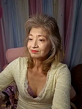 Snapshot of URAN429 chatting on 7, 2, 2026 URAN429 online show from 7, 2, 2026