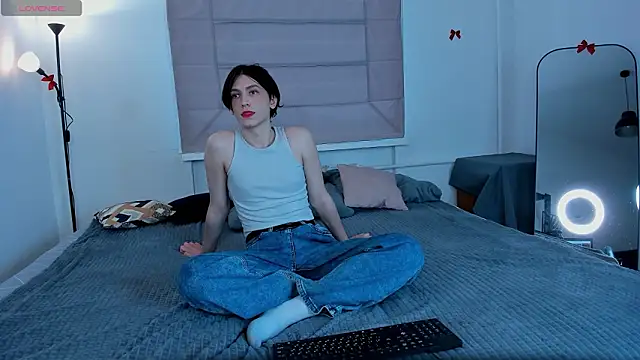 TwinkleSnip online show from 5, 2, 2026