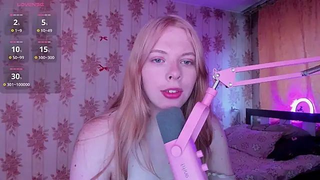 Cutie Bambi online show from 19, 6, 2026