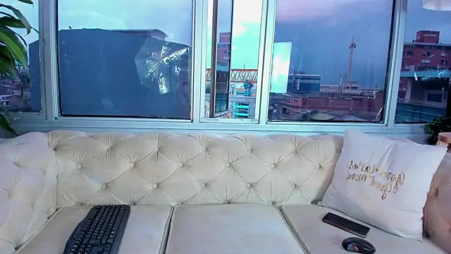 nia-malkova online show from 13, 2, 2026