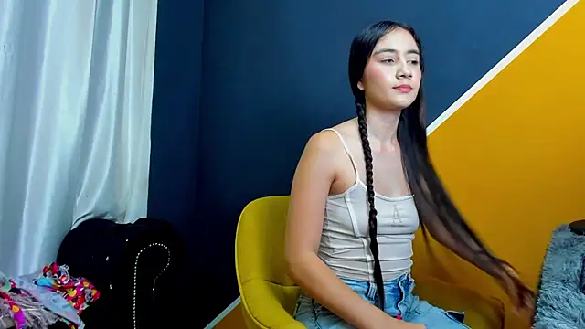 Vaiolletcooper online show from 13, 5, 2026