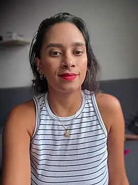 Snapshot of LunaHeat chatting on 7, 2, 2026 LunaHeat online show from 7, 2, 2026