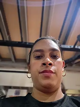 Snapshot of LunaHeat chatting on 12, 2, 2026 LunaHeat online show from 12, 2, 2026