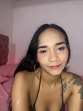 Maria x Alejandra online show from 8, 3, 2026