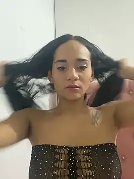 Maria x Alejandra online show from 2, 4, 2026