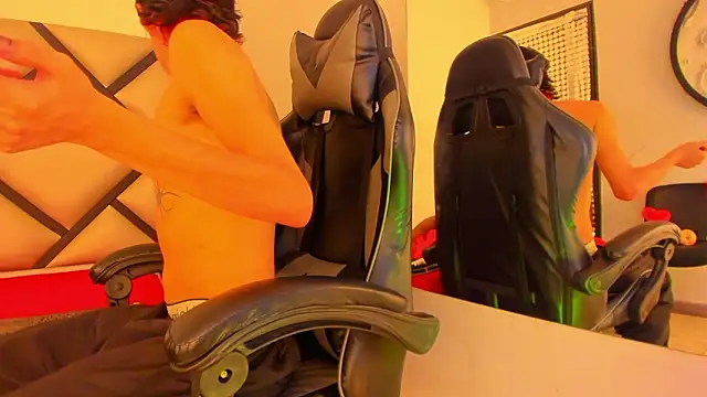 Bennet-Gray online show from 1, 2, 2026