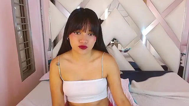 Snapshot of Kaytlin_James chatting on 24, 2, 2026 Kaytlin James online show from 24, 2, 2026